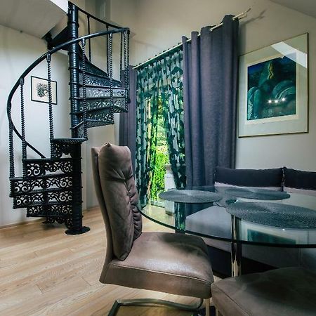Apartamenty Jablonowa Zielona Góra Esterno foto