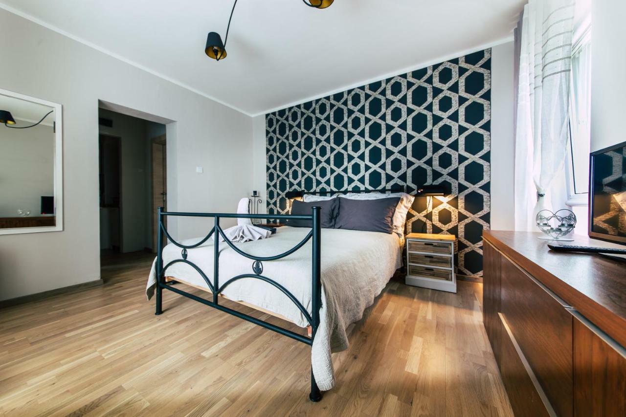 Apartamenty Jablonowa Zielona Góra Esterno foto